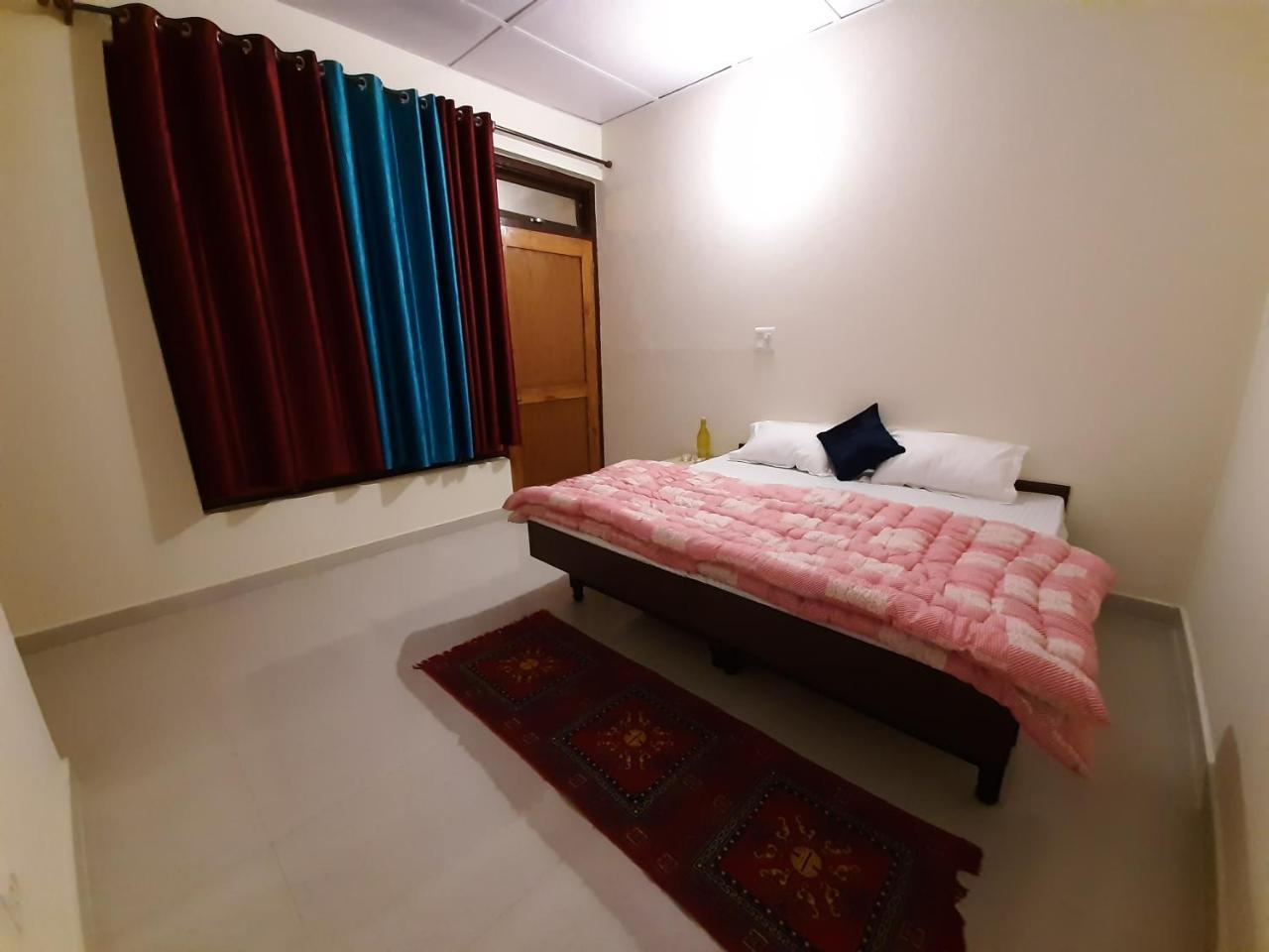 Bir Nest Albergue Exterior foto